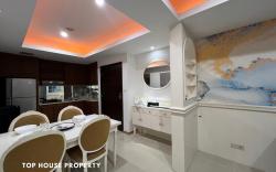 2 Bed Casa Grande Mall Kota Kasablanka  Travelibu