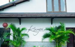 The Kumpi Villas