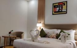 Hotel Elora, Lucknow 