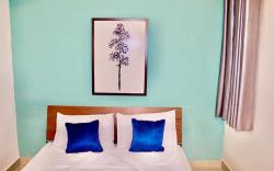Modern chic studio - near to metro, malls - 301