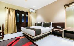 Vihasta Sunrise Hotel by RR Enterprises 