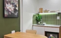 H Studio | Kitchen | Netflix | 18m2 | 503