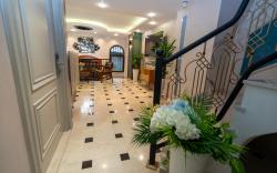 THE MUA LUXURY HOMEs