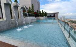 Cozy Iconic Regency #Infinite Pool#Queensbay Mall