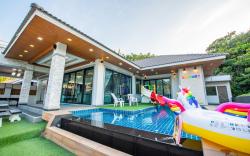 Airport Pool Villa Bang Saray