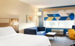 Holiday Inn Express & Suites Waco Downtown By IHG