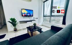 #Netflix 8-pax Seaview Condo @Georgetown Mansion1