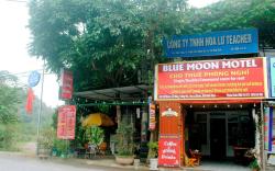 Blue Moon Motel