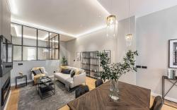 Flat  3  10m walk to Bernab  u  Real Madrid Stadium