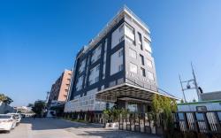 Ramee Tarang Hotel, Indore