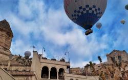 Medusa Cave Hotel