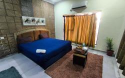 VALLEY VIEW VILLA 