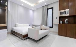 Cozy Small Studio in AlQirawan