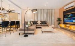 Luxury  &  Elegant Apartment in Almughrizat
