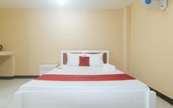 RedDoorz @ MUBG Apartelle near Baclaran Church
