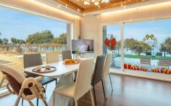 Yeosu La Rosa Private Pool Villa Pension