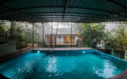 Lakkidi Mist Resort