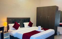 Best Hotel in Nainital Hotel Bayleaf Inn