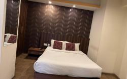 Hotel Next Home