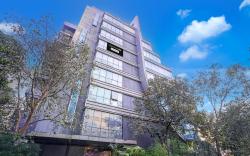 Super Townhouse Oak Times Square Le Western