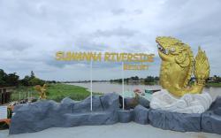 Suwanna Riverside Resort
