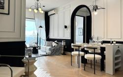 Dooga Ins-Cocohouse Chanel-Themed Seaview Stay 
