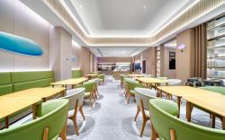 Ji Hotel Ningbo Zhoumeng North Road Metro Station
