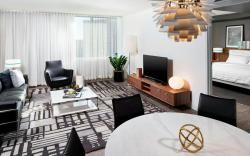 Le Méridien Chicago - Oakbrook Center