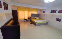 Happy Guest House & Restaurant