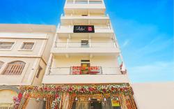 Super Collection O Sheesh Mahal Hotel