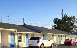 Cole Manor Motel By OYO Love Field Market Center