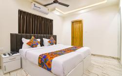 FabHotel Leela Inn - Nr. Park Circus 7 Point