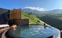 Villa The Noman Tawangmangu by Suasana Villa
