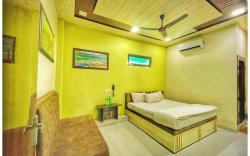 Hotel Pragati Heights
