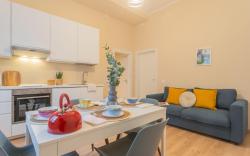 Simar Apartments nearby Como S.G. Train Station
