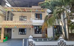 Airport villa
