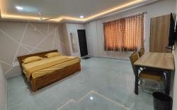 Sri Abirami Mahal - Room