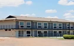 Studio City Suites, a Travelodge by Wyndham