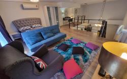 Arte Cheras 6Pax RetroDesign Pool 01