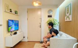 Cadence Place 2BR Pasig Condo for 6pax w/ Parking