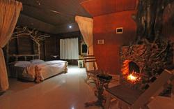 Pugmarks Jungle Lodge