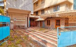Townhouse Karyavattom Near Green Field Stadium