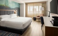 Oshkosh Marriott Waterfront Hotel & Convention Center