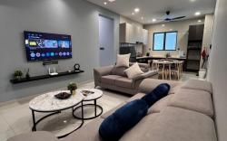 Danga Bay @ Bay Laurel 全海景3房