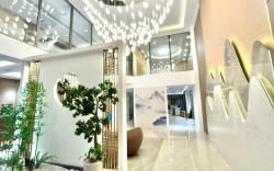 AMY HOTEL