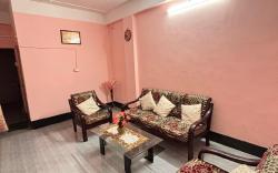 Mon's Homestay 2bhk