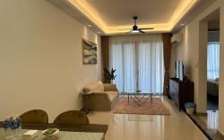 R&F Superior 2R1B Homestay By Wan Li