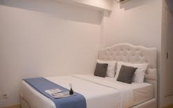 Comfy Minimalist 1BR Branz BSD City By Travelio
