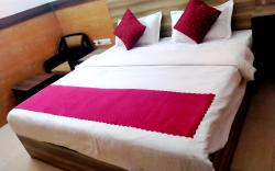 Hotel ashoka's rooms bar and banquet hall amritsar