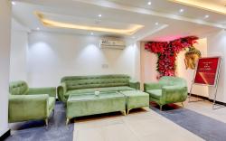 Super Townhouse Hotel Silver Saffron